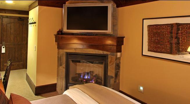 West Shore Cafe And Inn Homewood Habitación foto